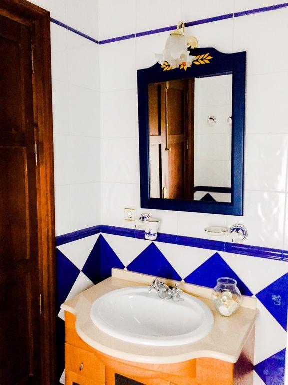 La Casa De Manolo Villa Cazalla de la Sierra Ruang foto
